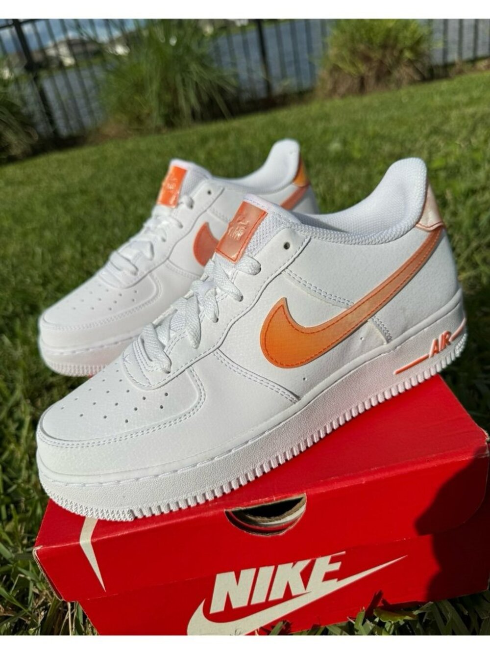 * 7Y | 8.5 WOMEN'S NIKE AIR FORCE ONE LOW AF1 FJ4669-100 WHITE ORANGE SNEAKERS